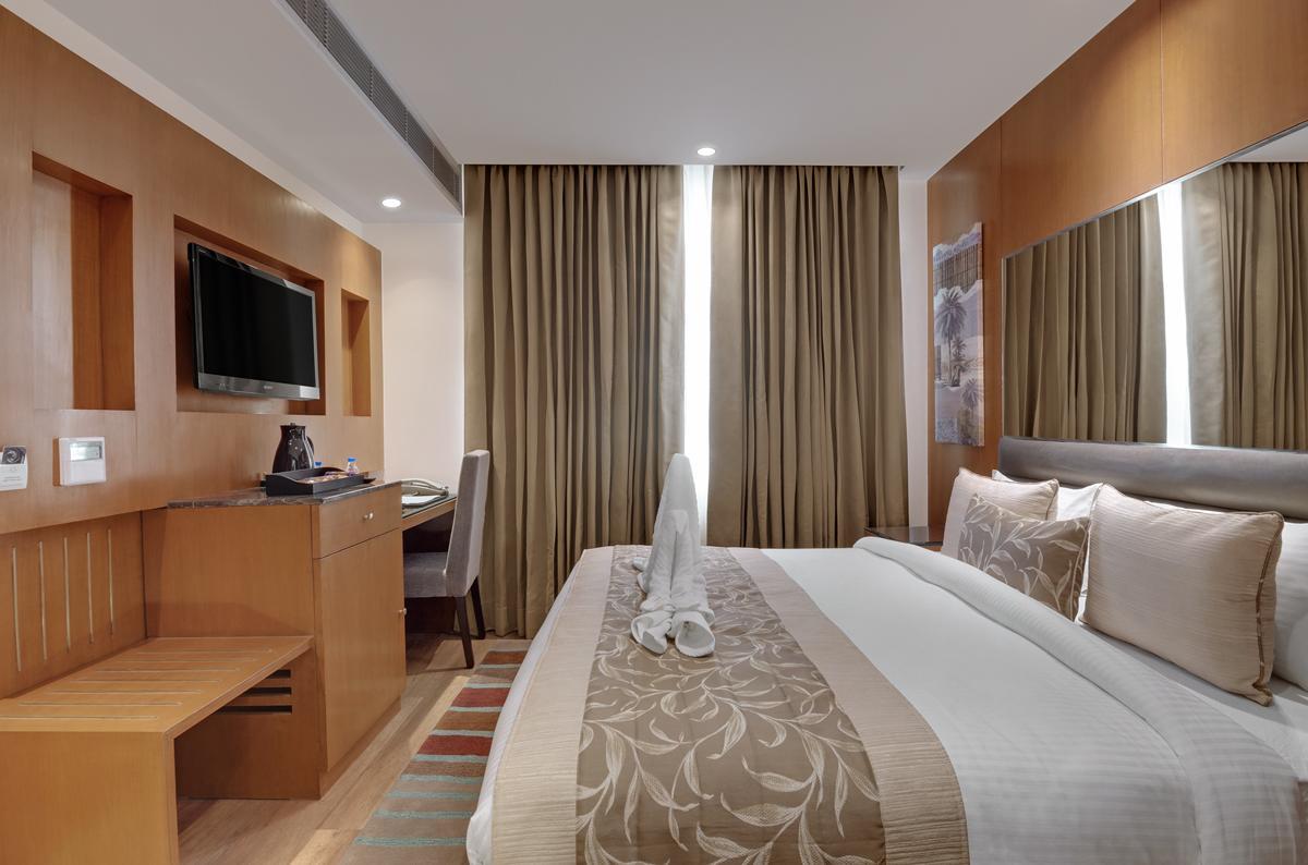 Beacon Hotel Nirman Vihar Neu-Delhi Exterior foto